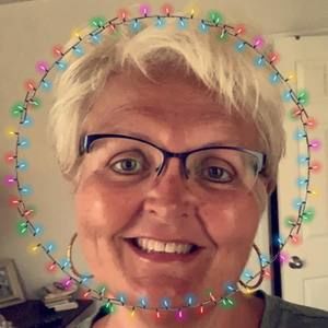 Meet your Posher, Lori